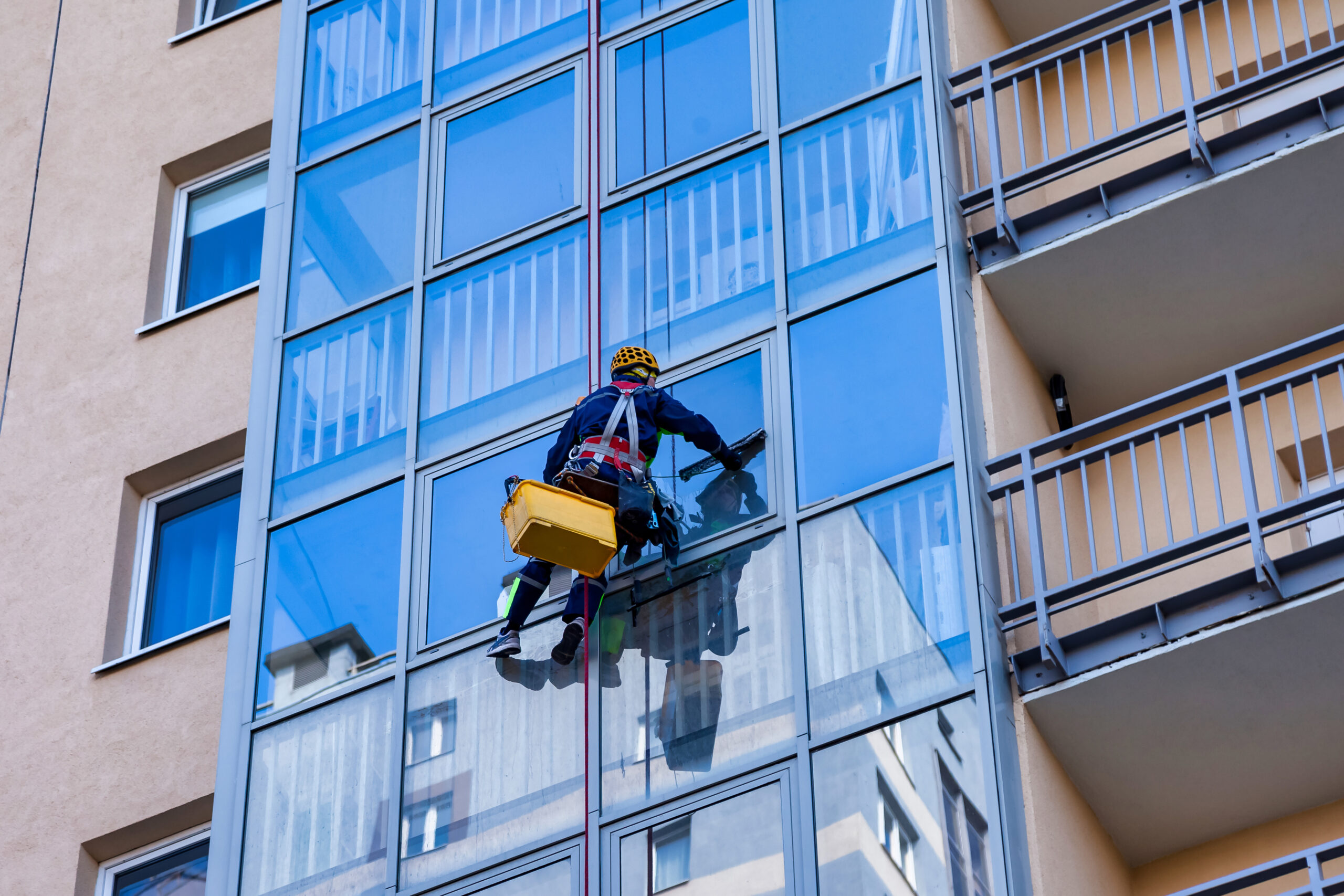 How-to-Clean-High-Rise-Windows-Safely-and-Effectively